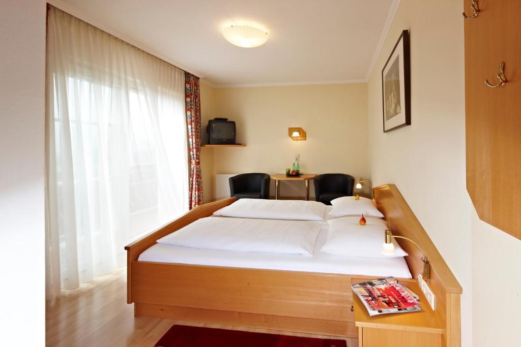 Pension Jageredt Nussbach Exterior photo